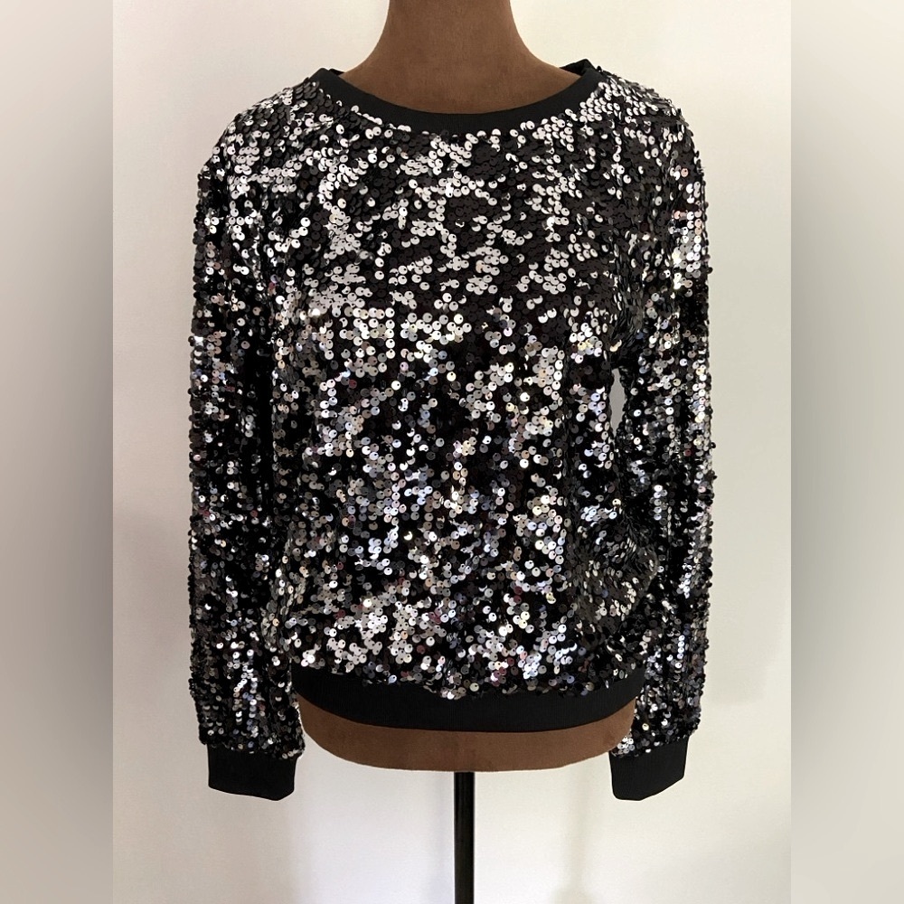 Anna-Kaci California Sequined Top.